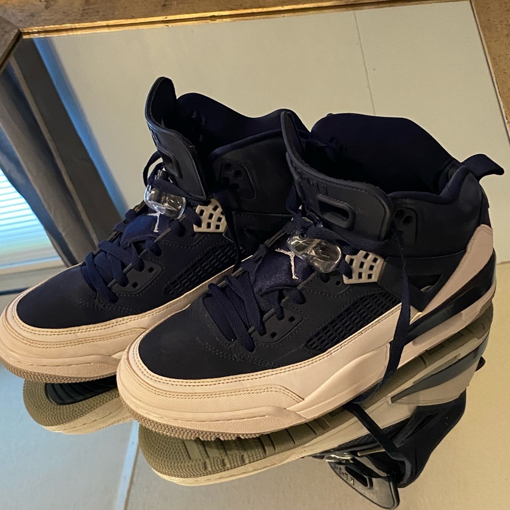 Air Jordan’s Spizike midnight navy